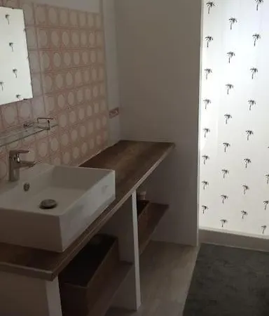 400m De La Maison 3 Avec Jardin